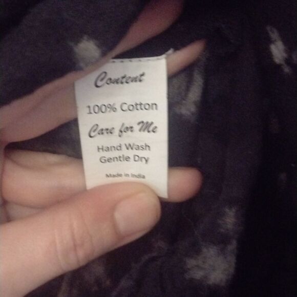 A rare bird handmade clothing flannel with roses embroidery size small medium - Picture 4 of 12